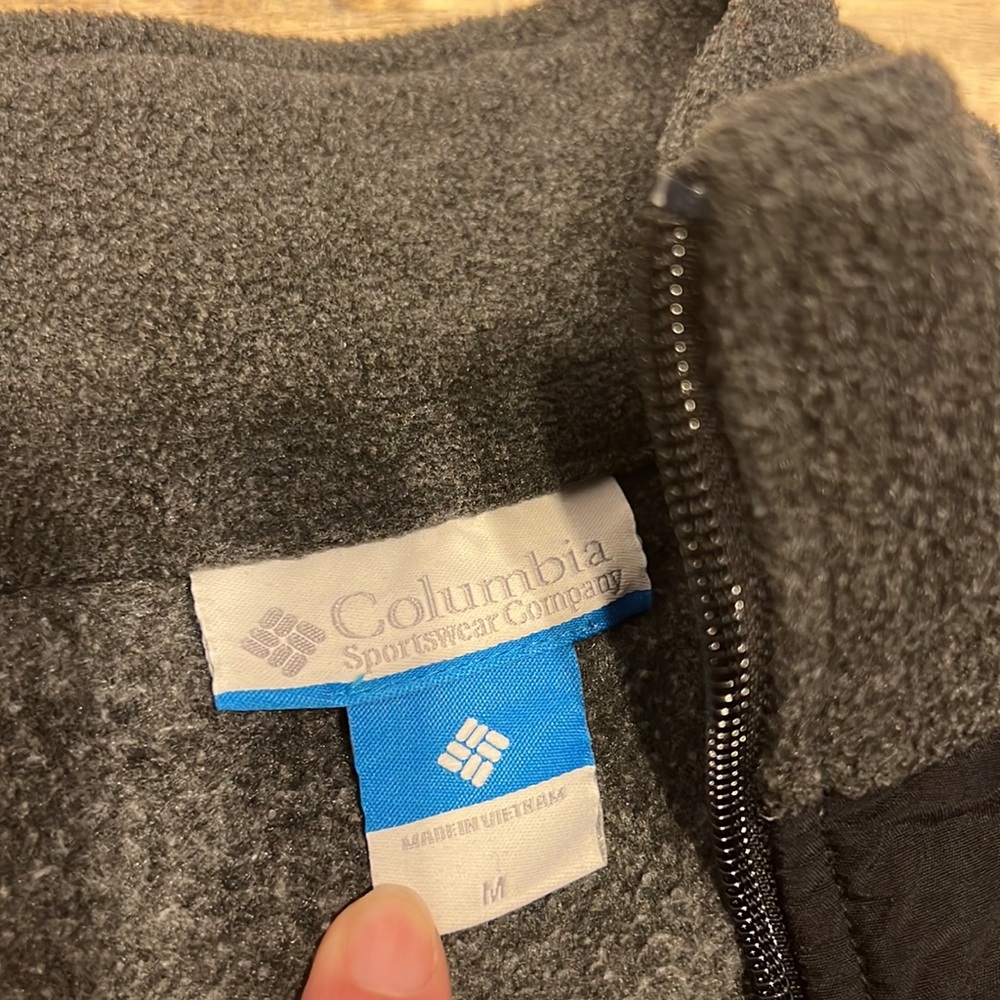 Columbia Fleece - Black/Grey Jacket - Medium - Picture 2 of 4